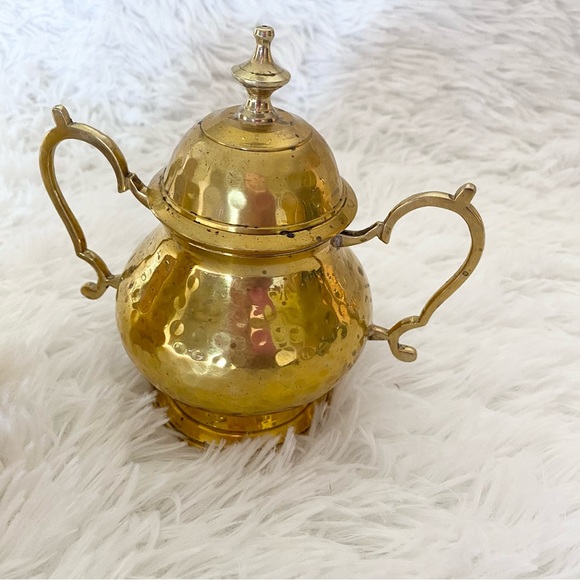 Vintage Hammered Brass Sugar Bowl And Creamer Set - Picture 2 of 10